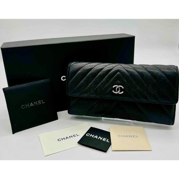 Black CHANEL Long Wallet Black Coco Mark Calfskin Authentic - Picture 1 of 13